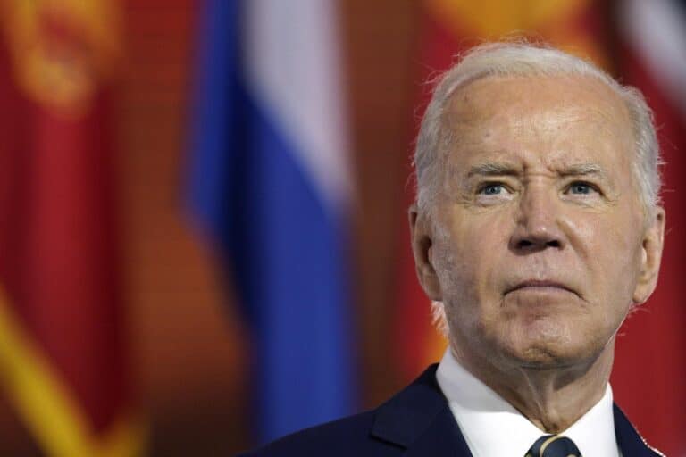 Joe Biden visszalépett az elnökjelöltségtől és Kamala Harrist támogatja új jelöltként