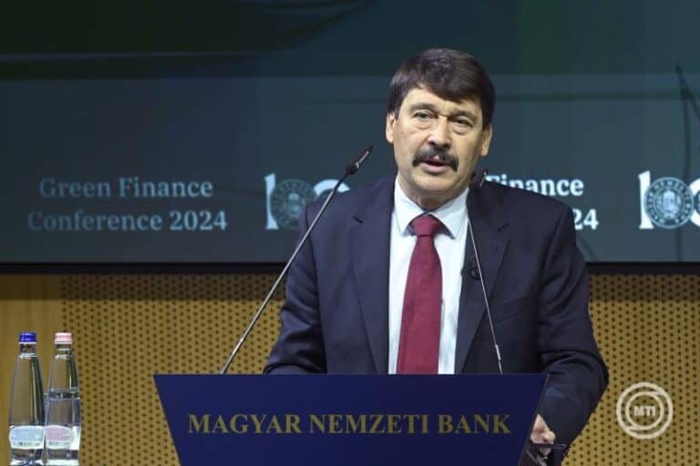 24 milliárdot költ a kormány Áder János horgászhóbija miatt – Eközben a magyarok szenvednek