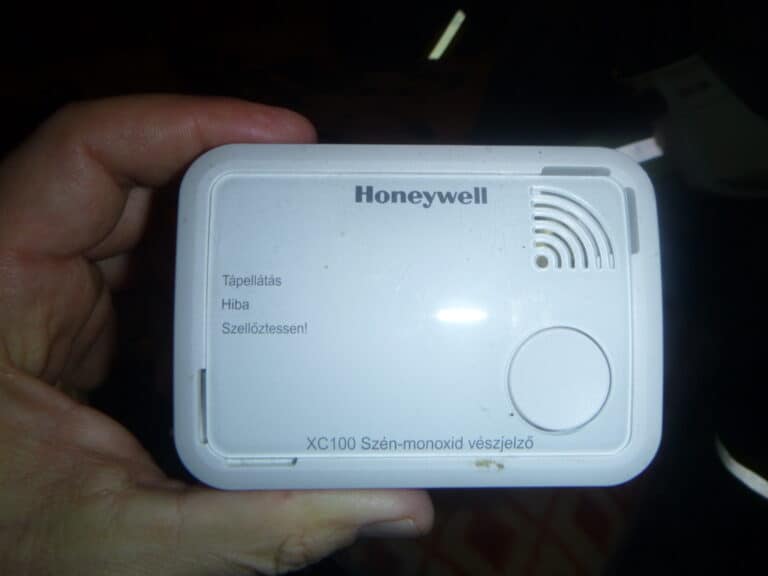 Még időben érkezett a figyelmeztetés, életet mentett az érzékelő Salgótarjánban