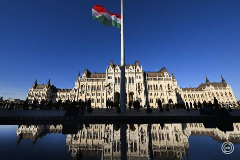 Nemzeti Gyásznap: Szovjet tankok fojtották vérbe a Magyar Forradalmat