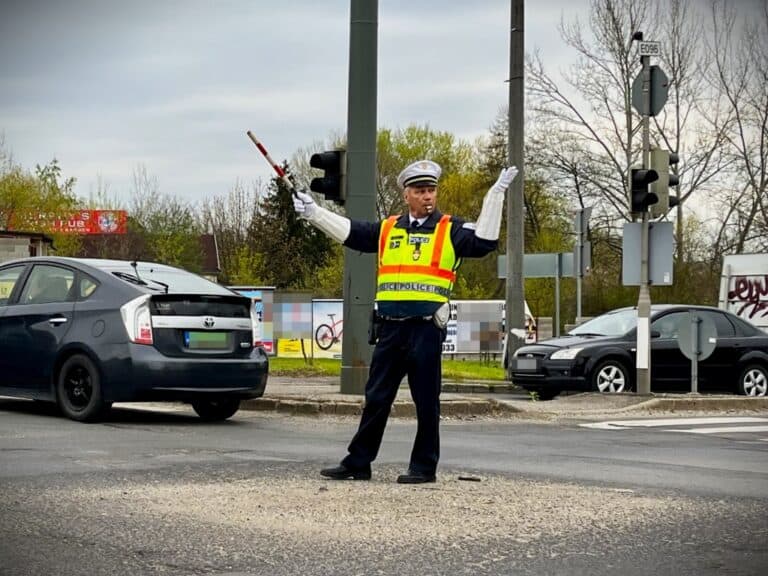 Autósok, figyelem! Változik a forgalmi rend a hosszú hétvégén