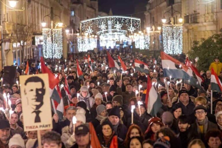 Túl szép, hogy igaz legyen? A Fidesz „magabiztos” vezetéséről és Magyar Péter „népszerűtlenségéről”