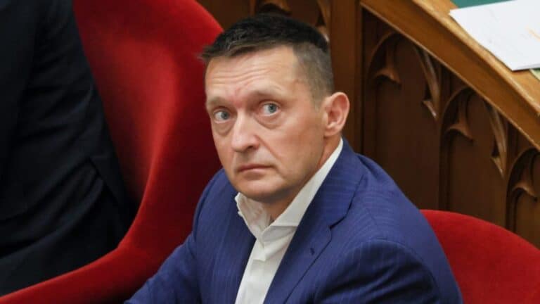 Rogán Antal 13 milliárdos bevétele saját találmányából: Megkérdőjelezhető üzleti gyakorlat?