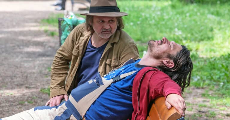 És a magyar betegekkel mi van, míg a NER-elit leszbikus jeleneteken mozizik?