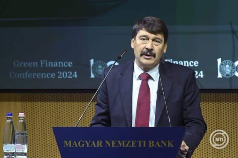 Áder János a kegyelmi ügyről: Nem véletlen, hogy tíz év alatt hasonló nem fordult elő velem