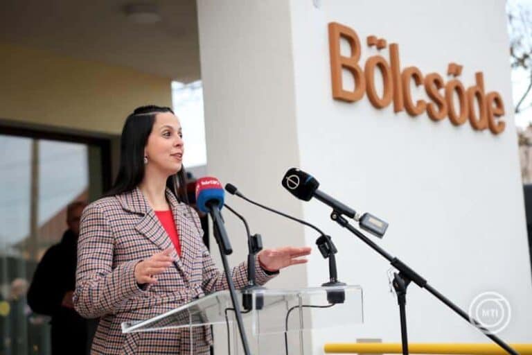 jövő júniusig meghosszabbította a bölcsődei térítésidíj-támogatási programot a kormány