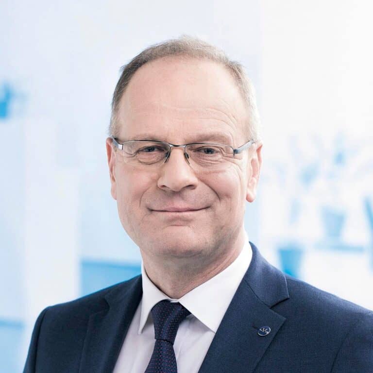 Navracsics Tibor: kíváncsi arra, hogy a Tisza Pártnak lesznek-e egyéni jelöltjei, vagy csak listán indul