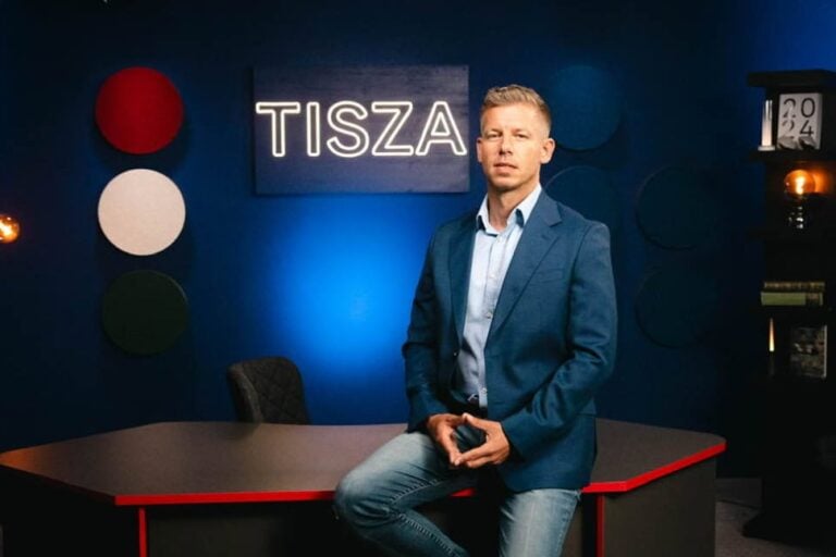 Nyomtatott újságot indít a Tisza Párt – kéthetente érkezik a Tiszta Hang