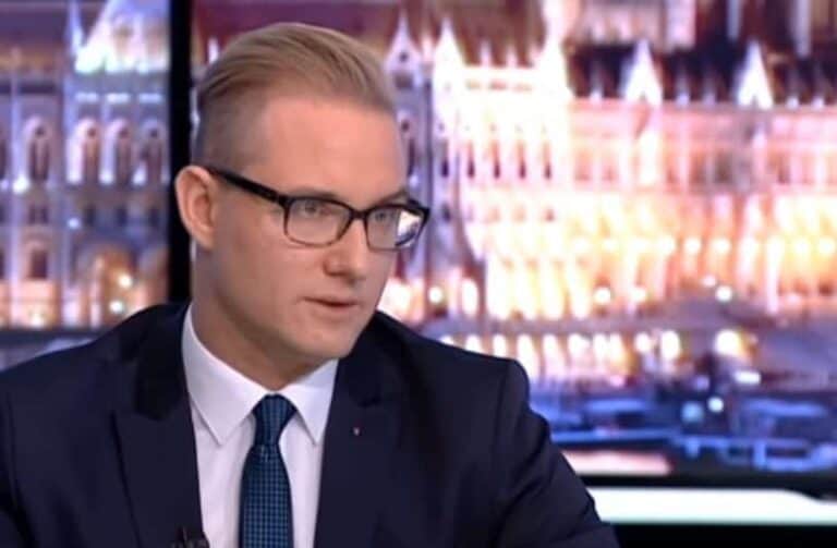 Lakner Zoltán szerint a magyar kormány megmutatta, meddig tart a szuverenitása Putyinnal szemben: semeddig