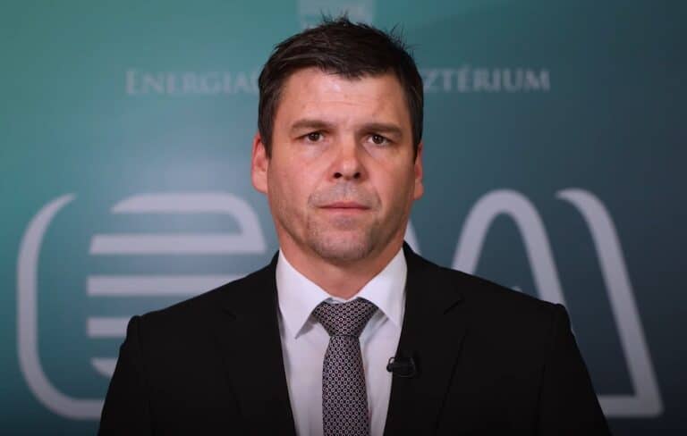 Energiaügyi Minisztérium által fizetett Facebook-hirdetésben ekézi a Tisza Pártot az energiaügyi miniszterhelyettes