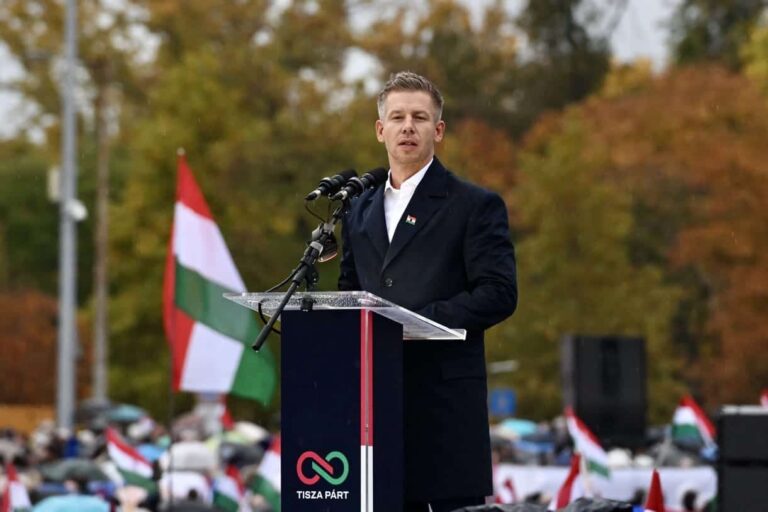 Magyar Péter: A dolog egyszerű. Orbán Viktor egy bűnöző – újabb politikai vihart kavart a bírósági döntés semmibevétele