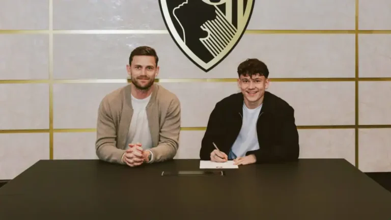 Tóth Alex Angliába igazolt, a Bournemouth játékosa lett