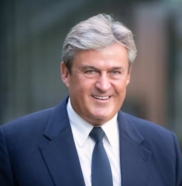 Kapitány István a HVG-nek: jó csapat nélkül nincs siker, csak kifáradó vezetés