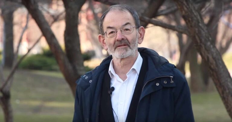 „Maga a dilettantizmus” – Lányi András a NER-ről: országrontás, akkugyárak és elhibázott gazdaságpolitika