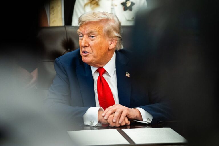 Trump deportálási politikája fordulat előtt: a Wall Street Journal szerint túl messzire ment az amerikai elnök