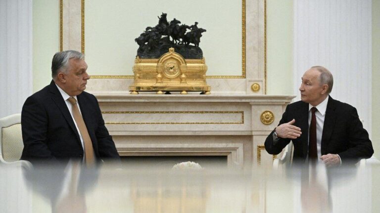 Buda Péter: Ha nem utasítják ki az orosz hírszerzőket, azt kell vélelmeznünk, hogy a kormány az oroszok behívásával kíván hatalmon maradni