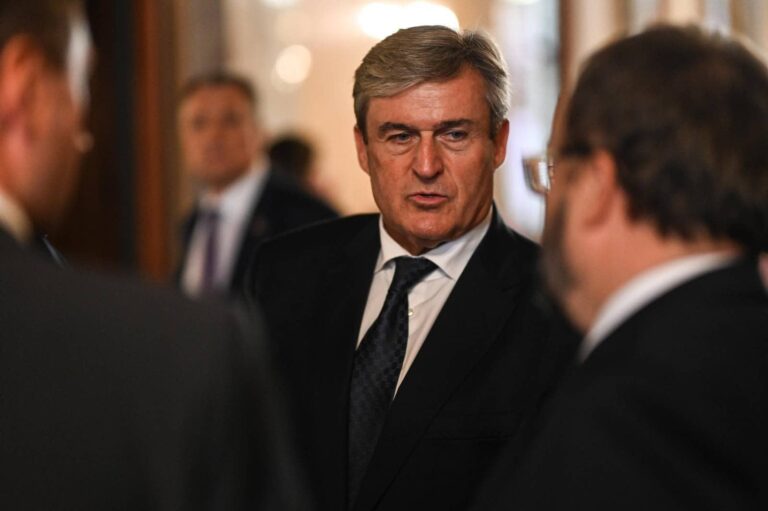 Kapitány István: kivéreztették a magyar gazdaságot, a Tisza-kormány unikornisokat akar építeni
